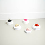 Kersthanger - Lip - Keramiek - Neonroze - 6,5x2x4cm